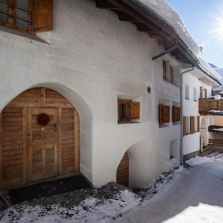 Apartament Chasa Curasch Scuol Zewnętrze zdjęcie