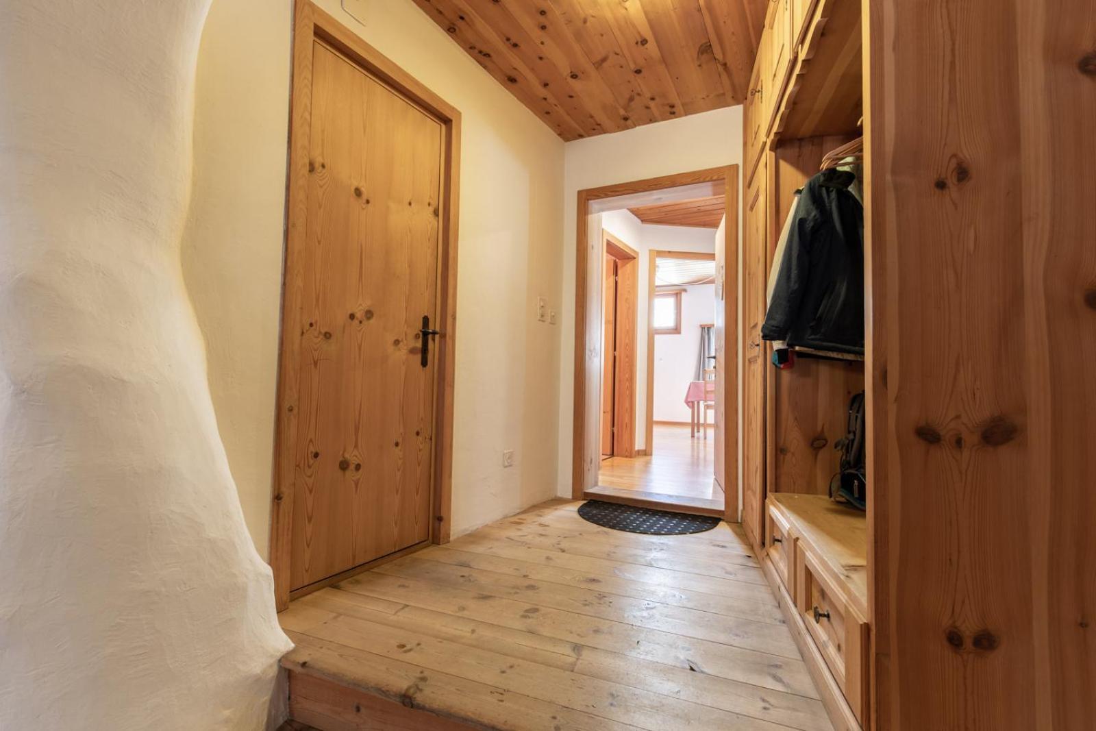 Apartament Chasa Curasch Scuol Zewnętrze zdjęcie