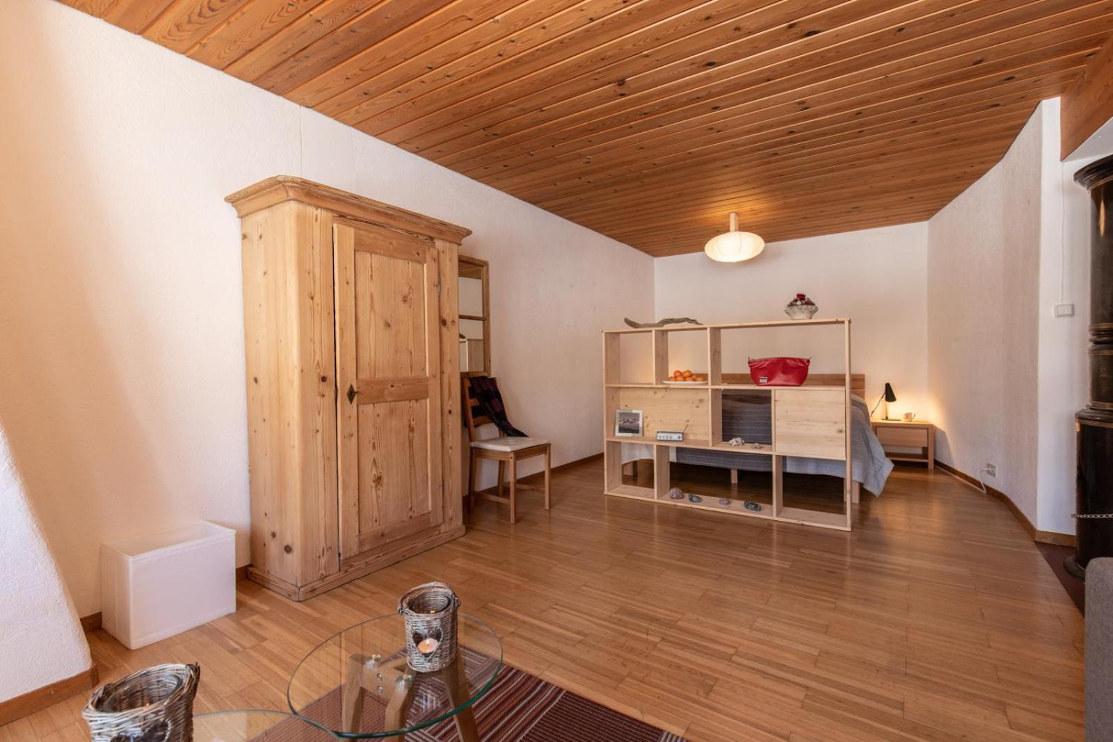 Apartament Chasa Curasch Scuol Zewnętrze zdjęcie