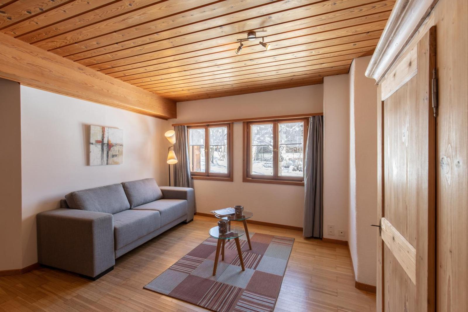 Apartament Chasa Curasch Scuol Zewnętrze zdjęcie